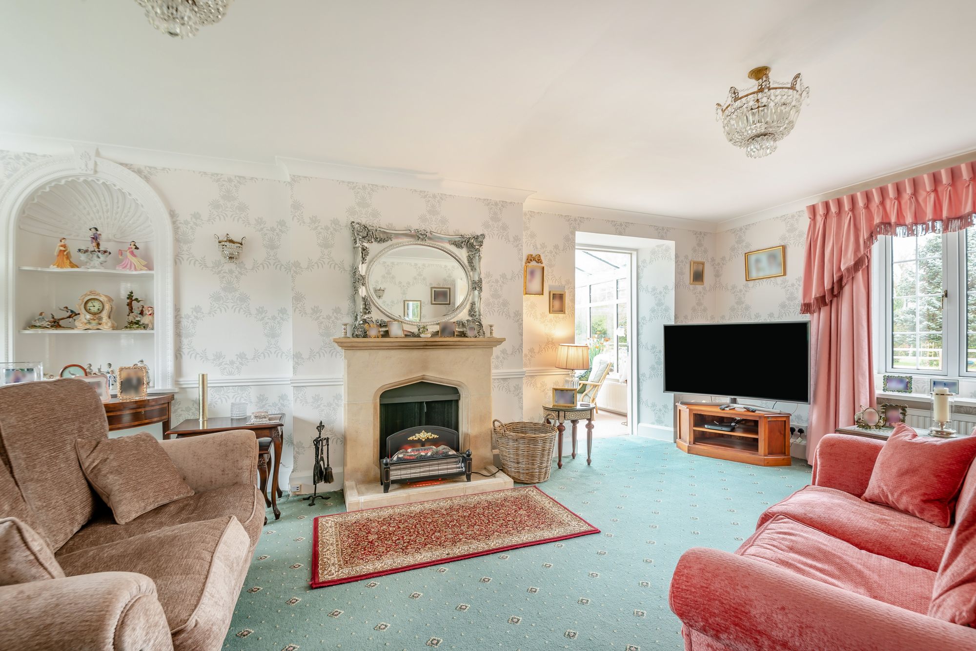 5 bed detached house for sale in Horcott Road, Fairford, GL7  - Property Image 7