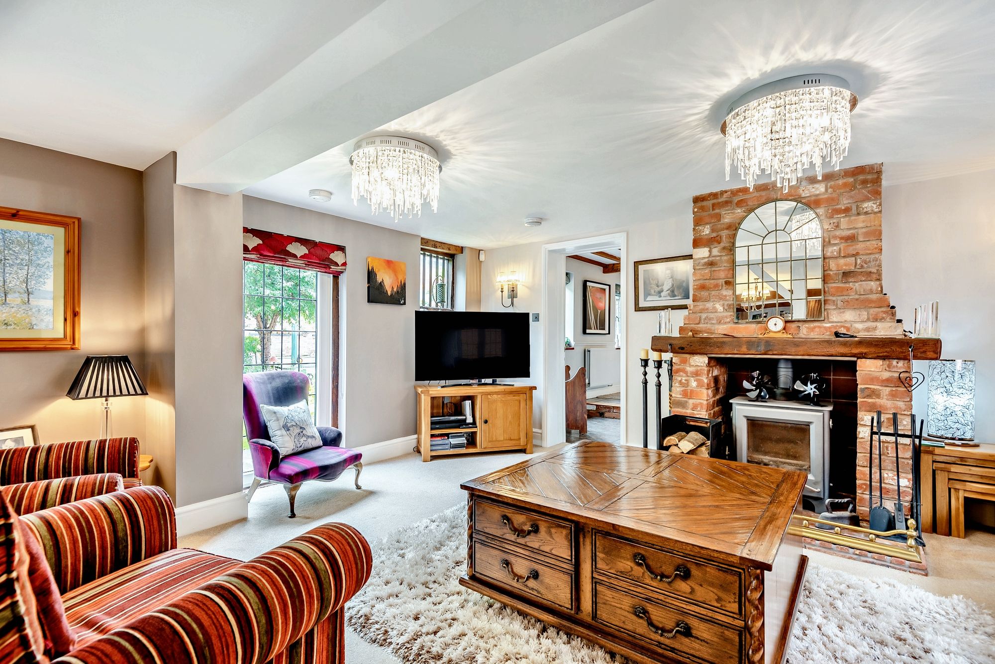 5 bed barn conversion for sale in Kyrewood, Tenbury Wells, WR15  - Property Image 4