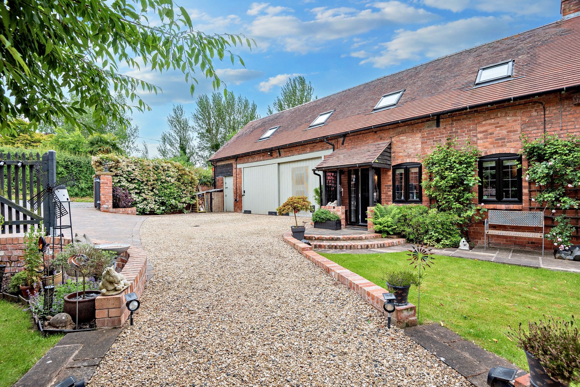 5 bed barn conversion for sale in Kyrewood, Tenbury Wells, WR15  - Property Image 21