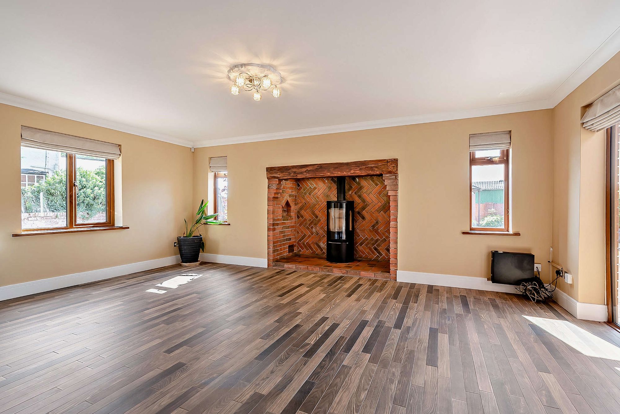 5 bed detached house for sale in Hatfield, Norton, WR5 4