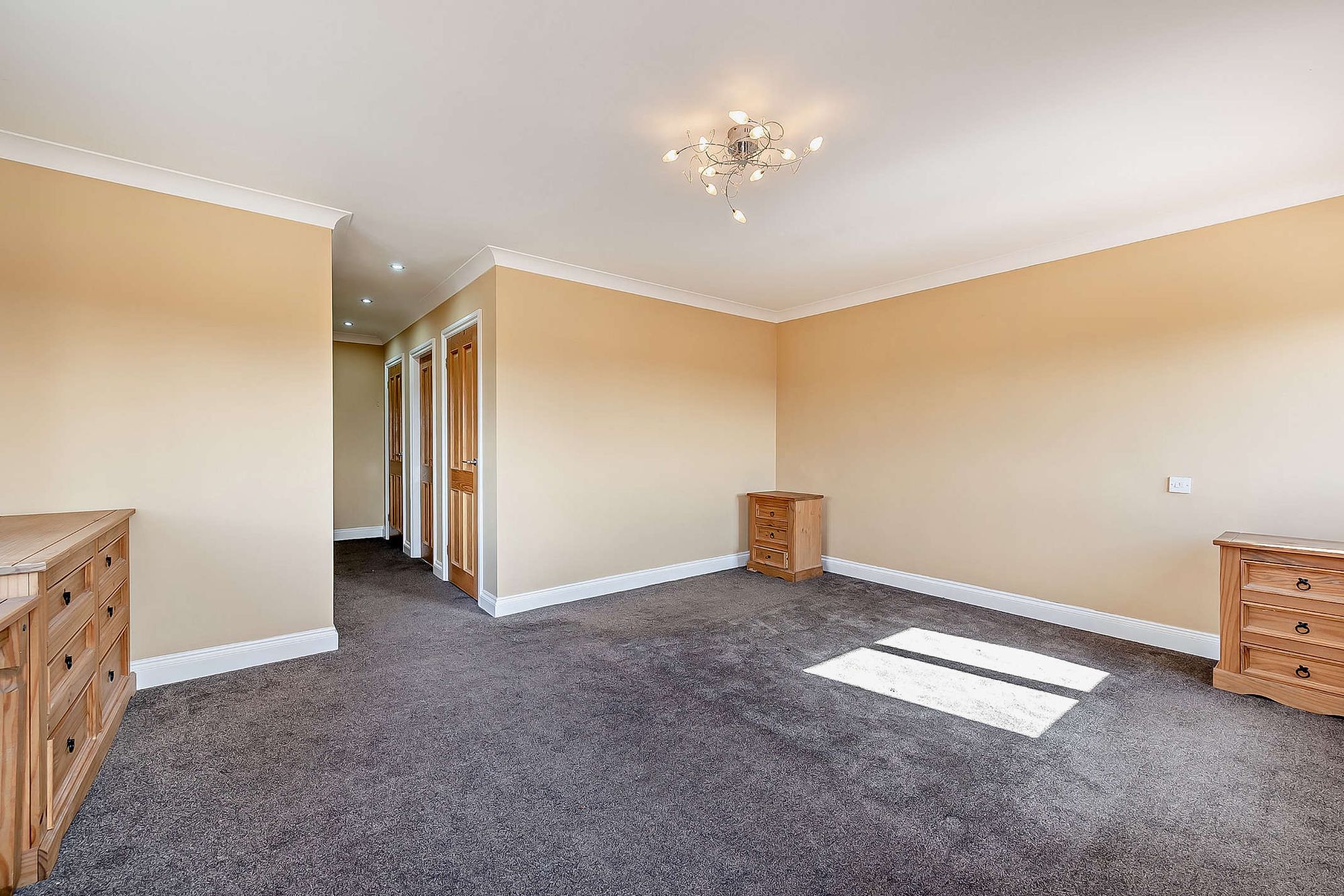 5 bed detached house for sale in Hatfield, Norton, WR5 13