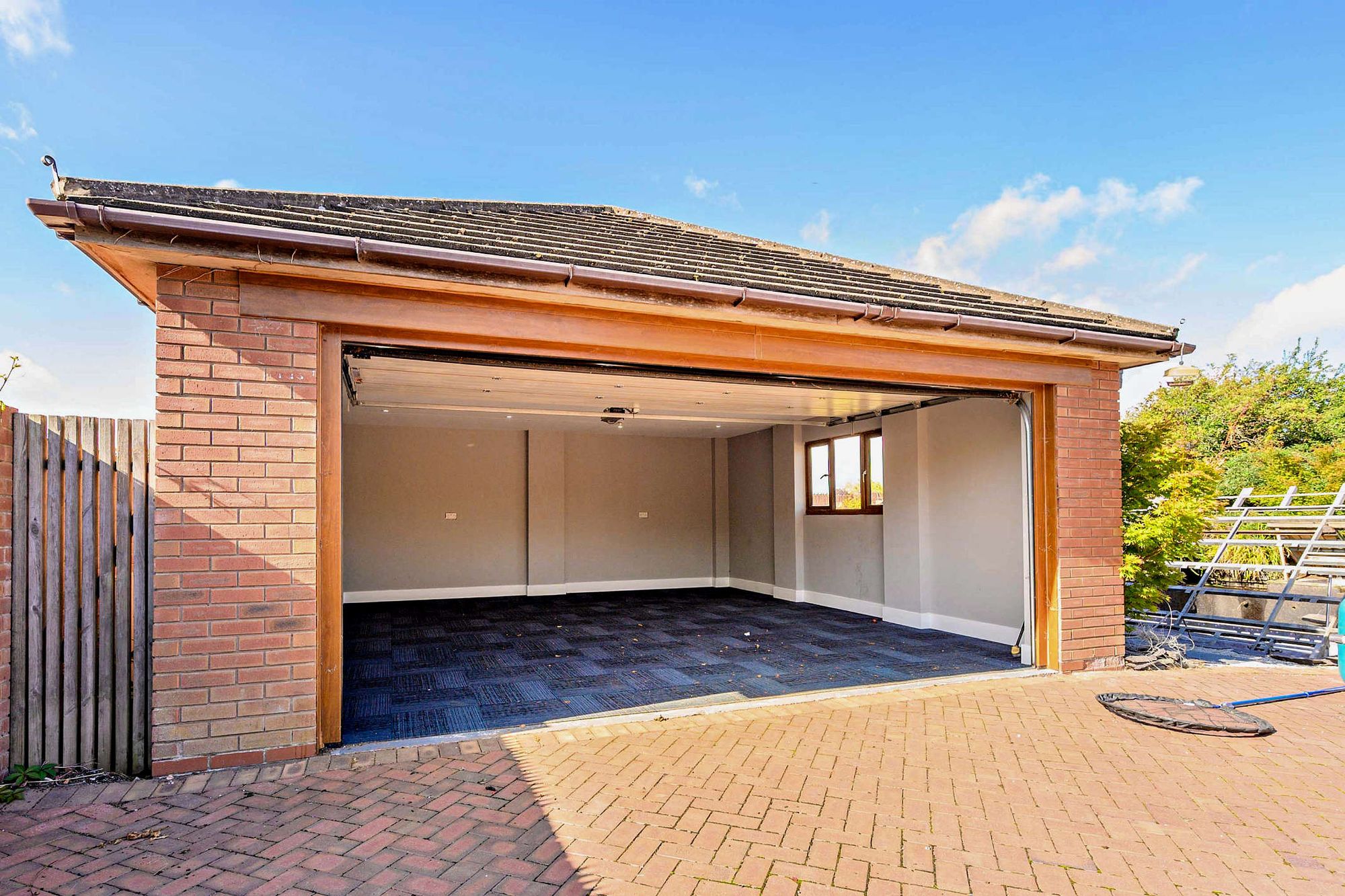 5 bed detached house for sale in Hatfield, Norton, WR5 18