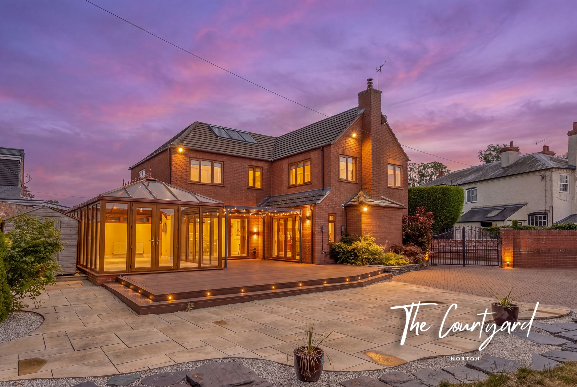 5 bed detached house for sale in Hatfield, Norton, WR5 - Property Image 1