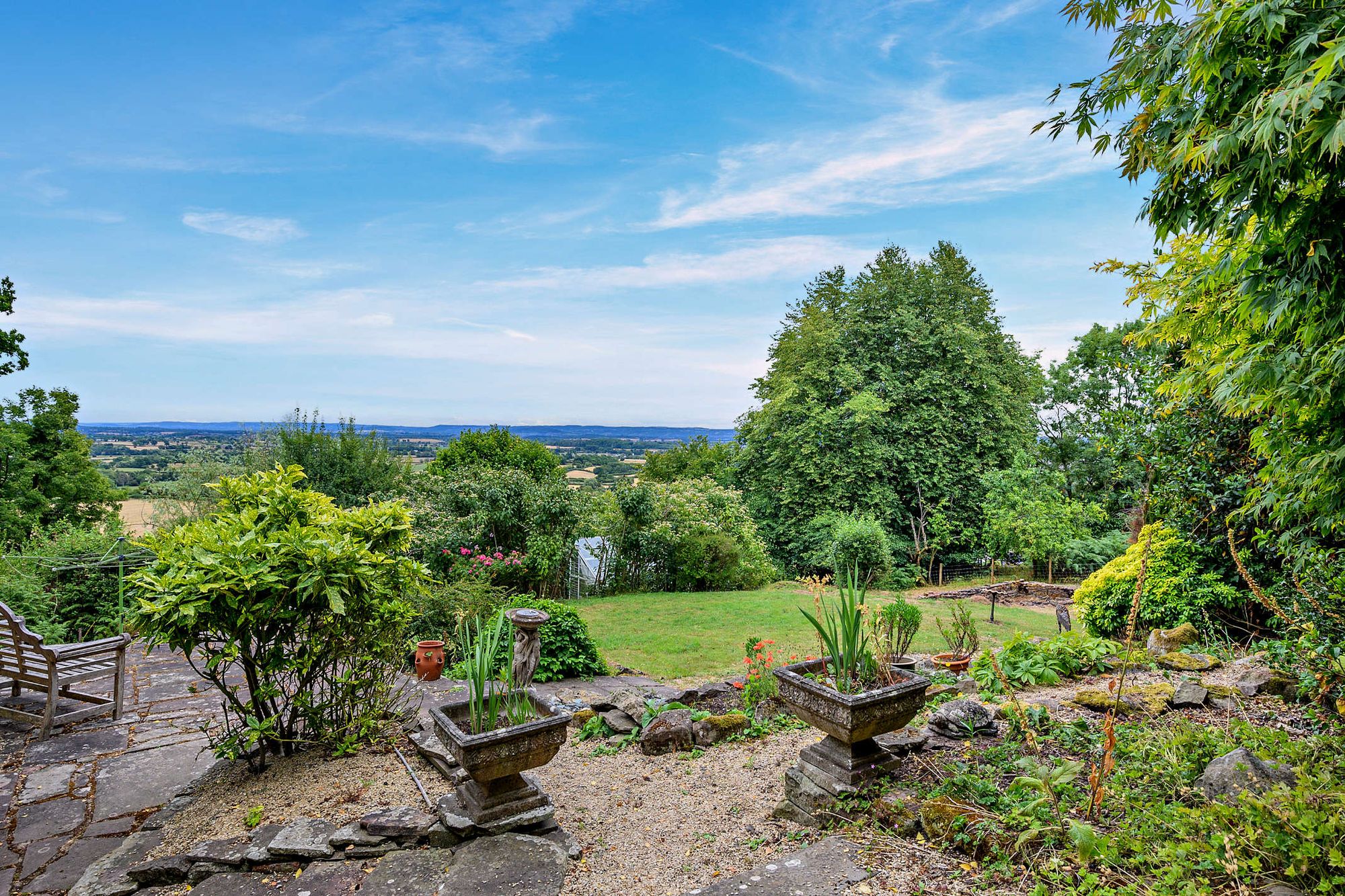 4 bed detached house for sale in Popes Hill, Newnham, GL14  - Property Image 2