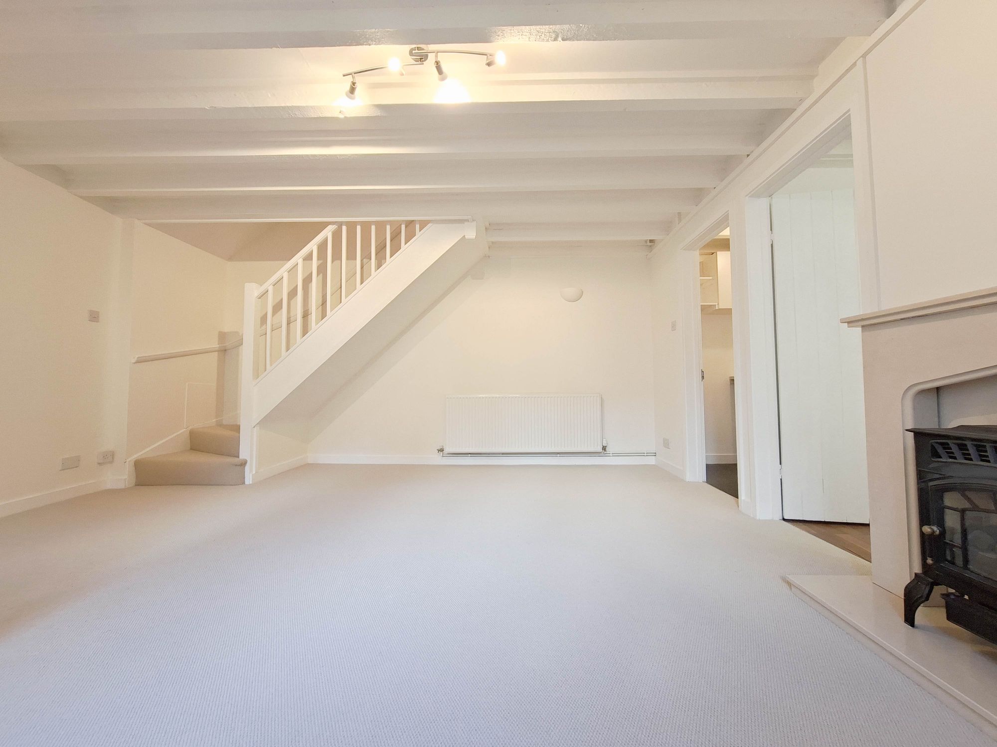 2 bed terraced cottage for sale in The Waterloo, Cirencester, GL7  - Property Image 3