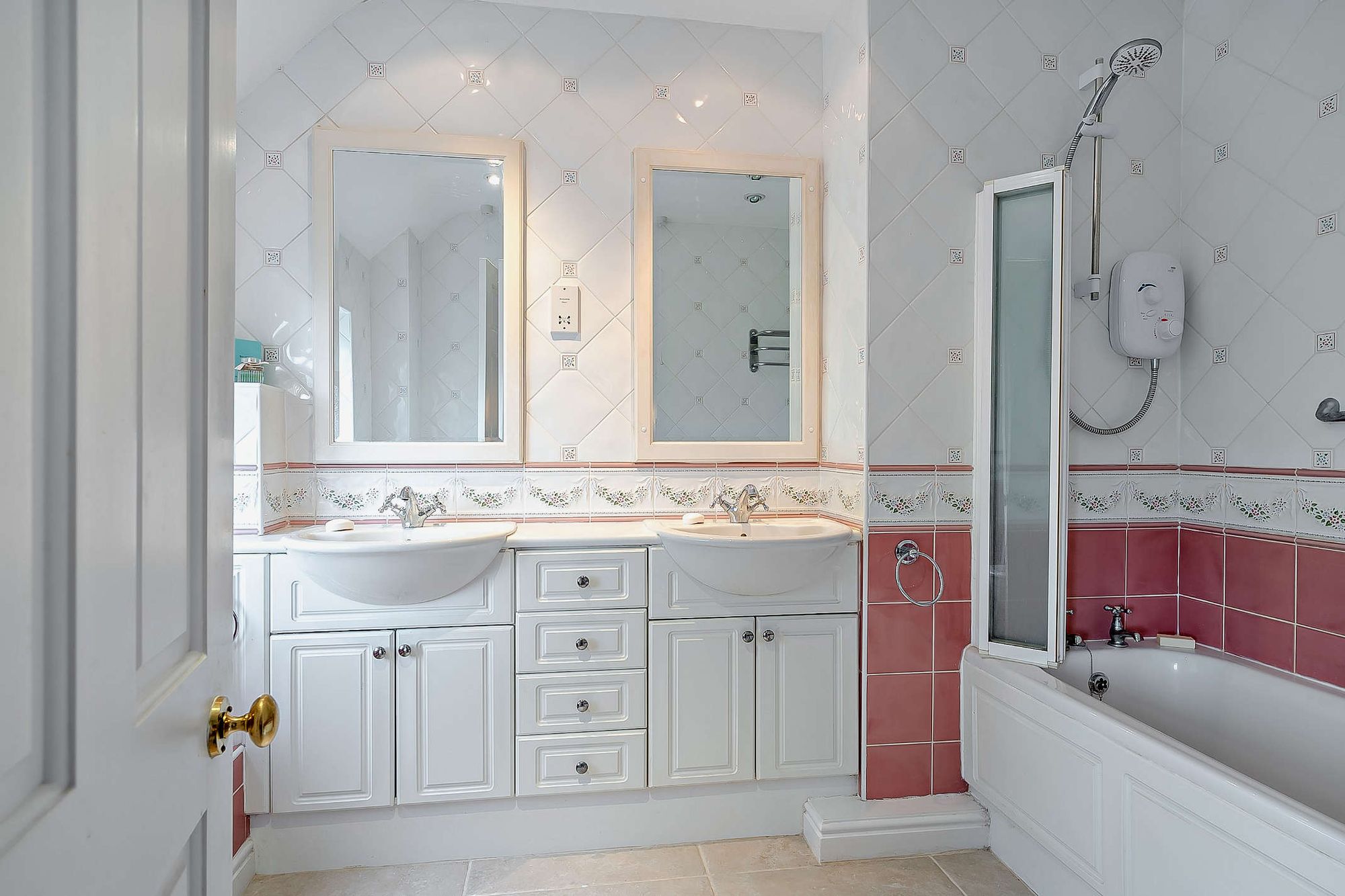 5 bed detached house for sale in Elmbridge, Droitwich, WR9  - Property Image 25