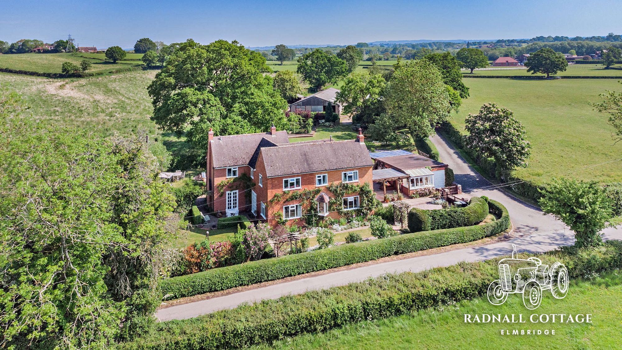 5 bed detached house for sale in Elmbridge, Droitwich, WR9  - Property Image 1