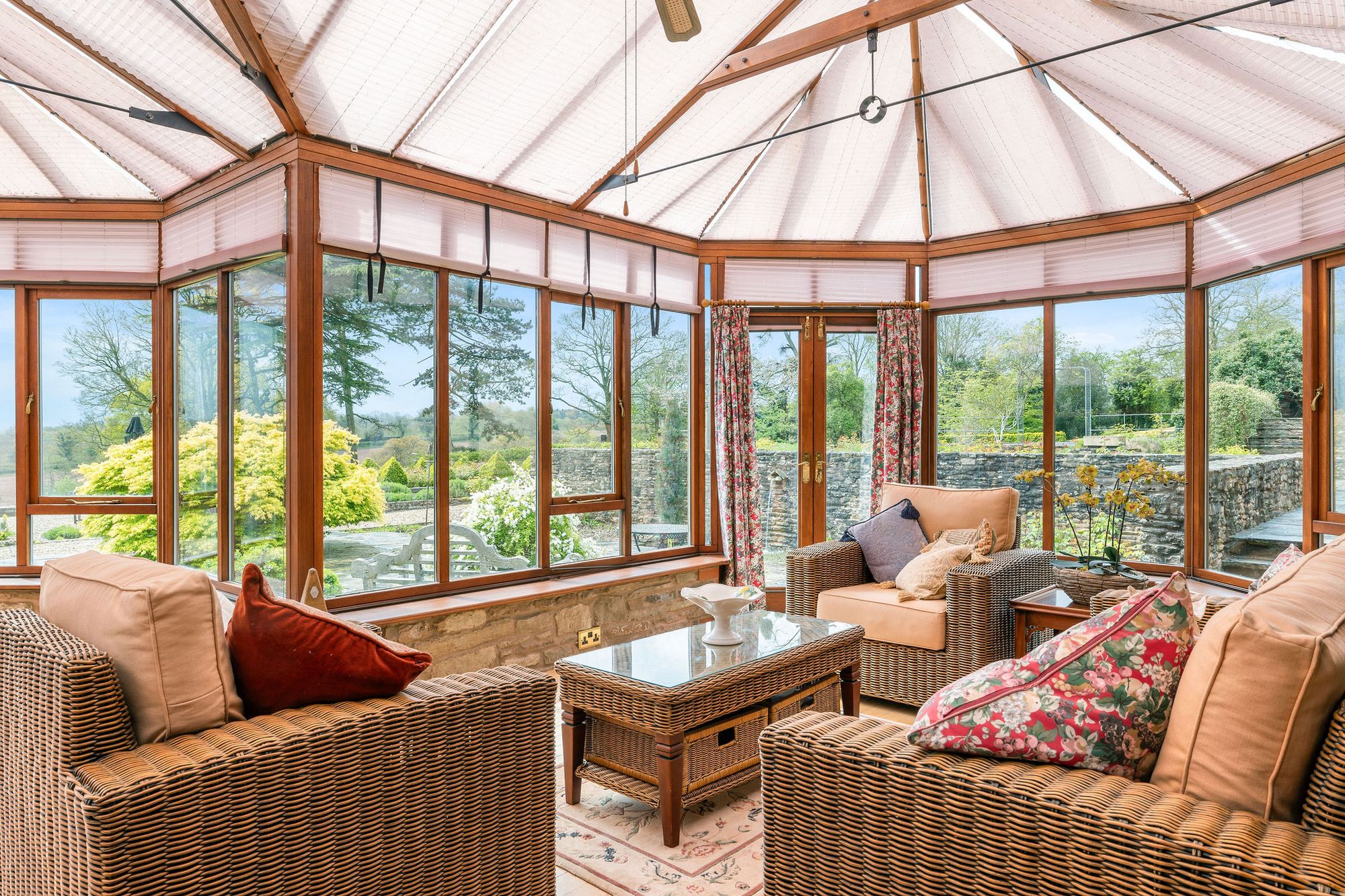 6 bed detached house for sale in Bishops Frome, Worcester, WR6 9