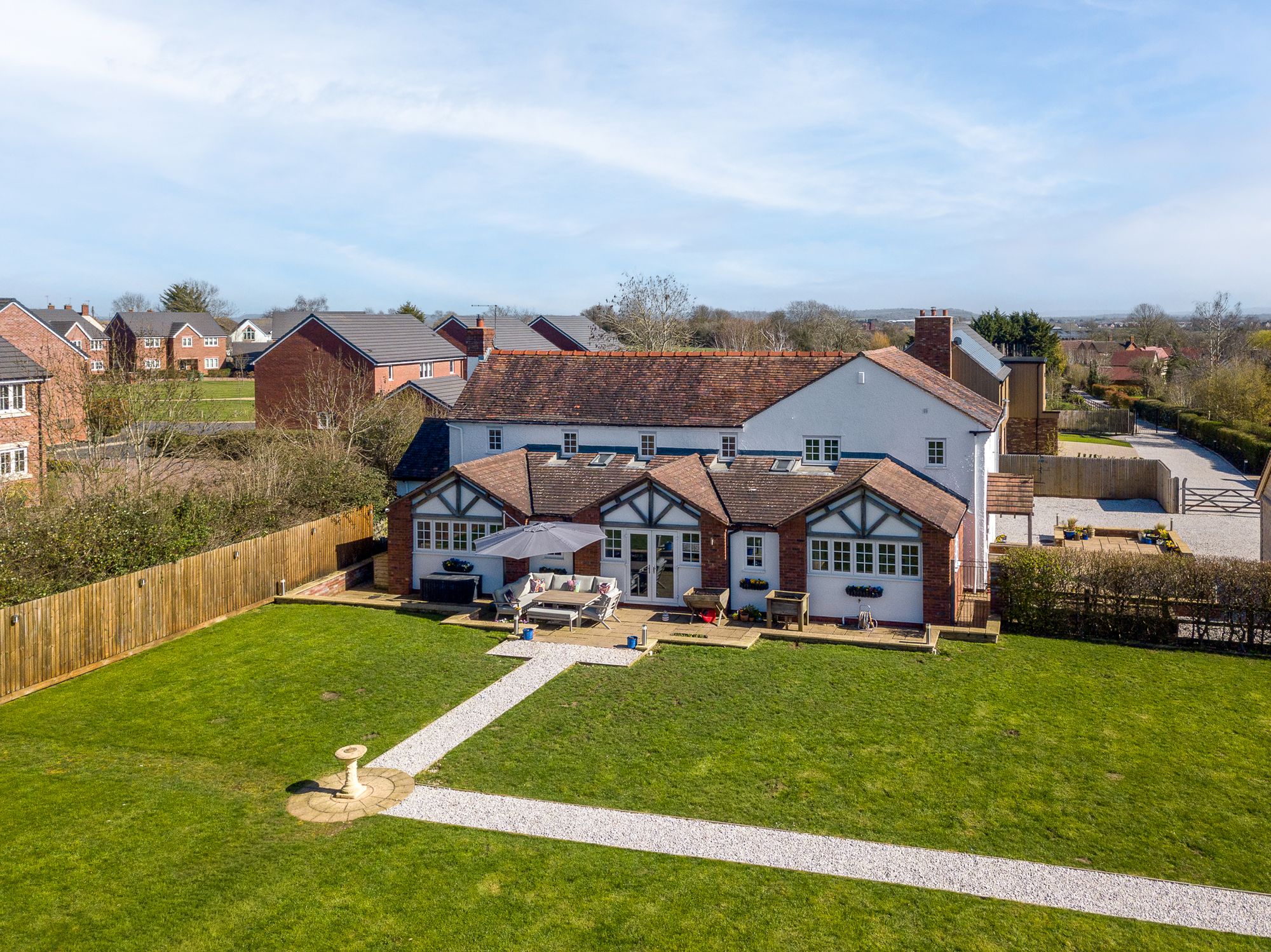 4 bed detached house for sale in Brickyard Lane, Drakes Broughton, WR10  - Property Image 21