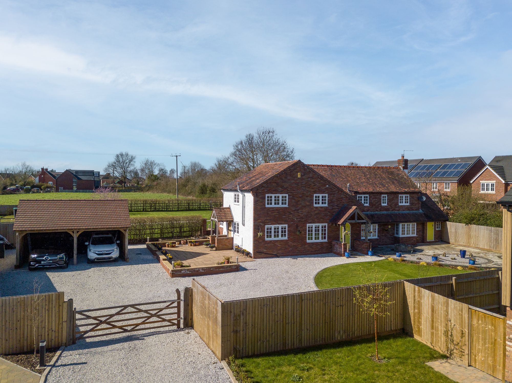 4 bed detached house for sale in Brickyard Lane, Drakes Broughton, WR10 14