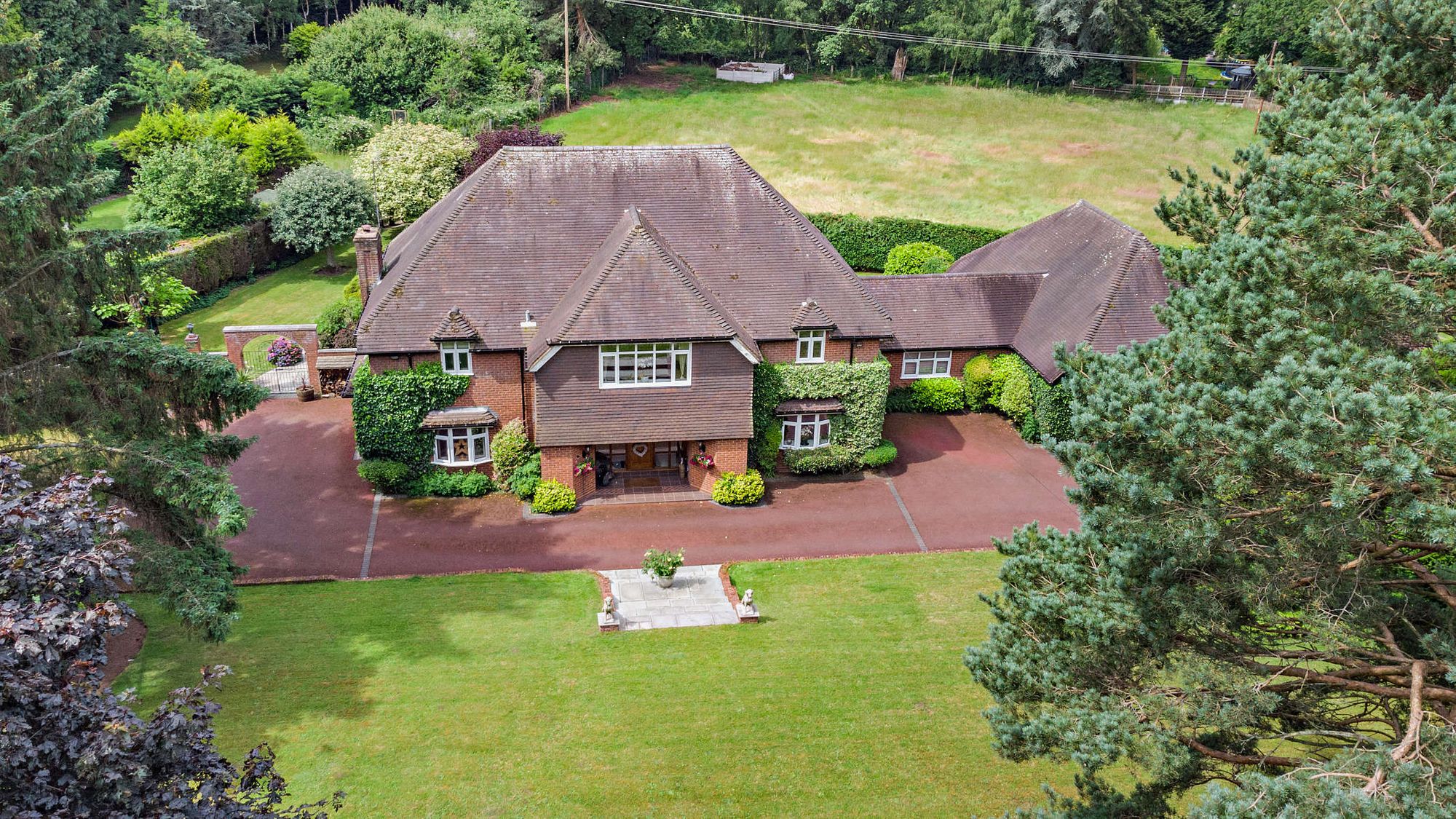 4 bed detached house for sale in County Lane, Iverley, DY8  - Property Image 35