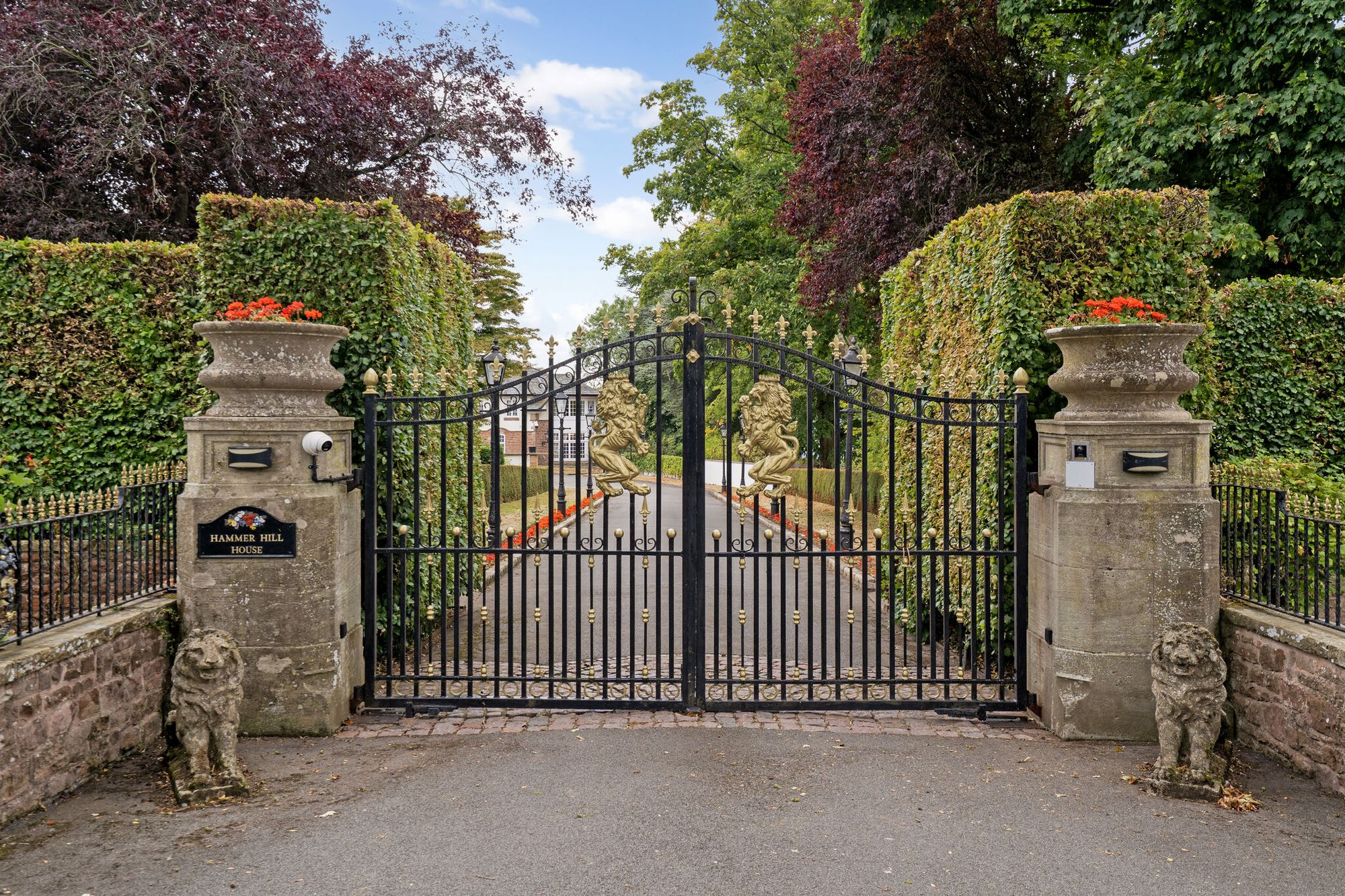 7 bed detached house for sale in Romsley Lane, Romsley, WV15 27