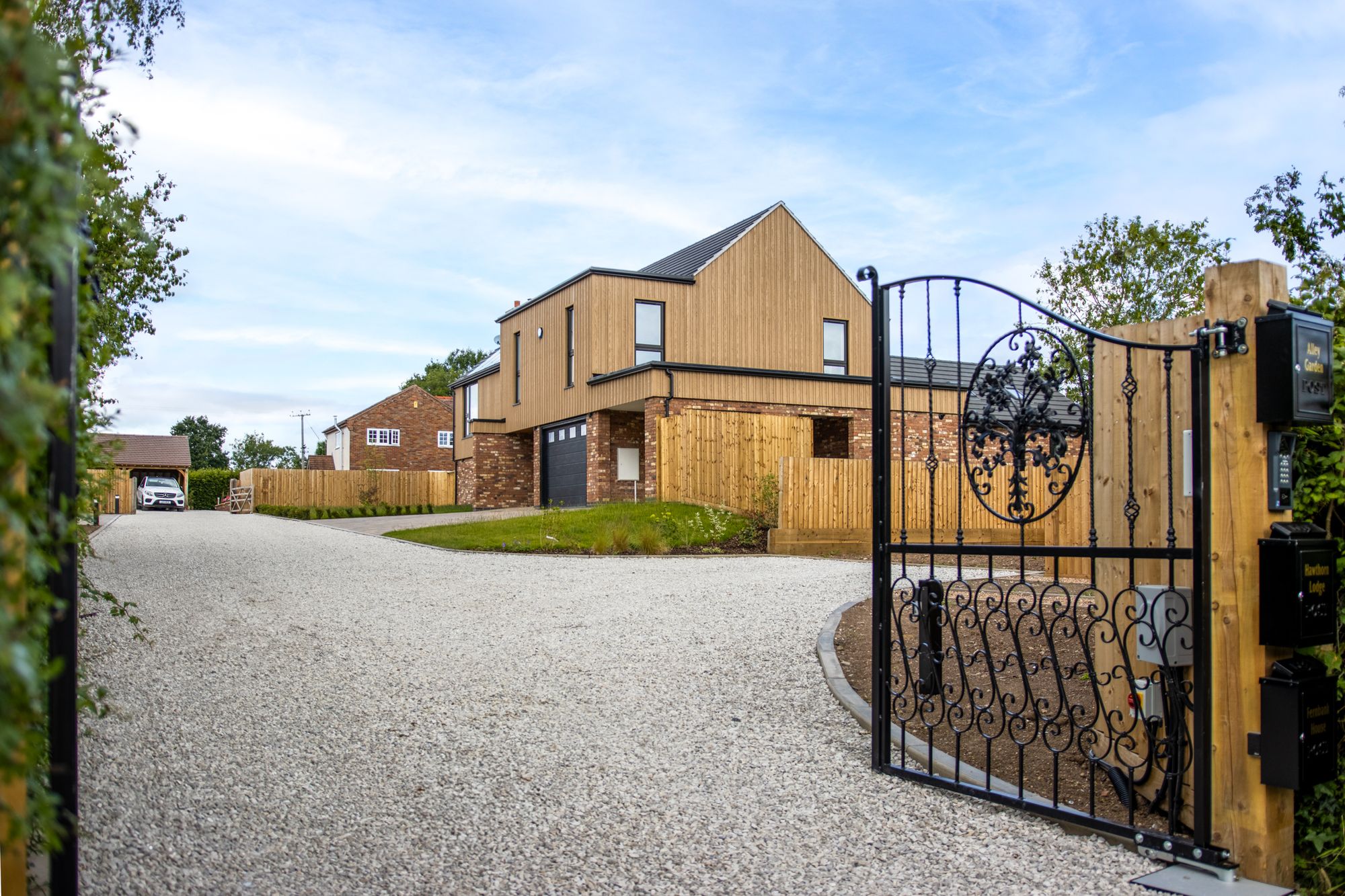 4 bed detached house for sale in Brickyard Lane, Drakes Broughton, WR10  - Property Image 10