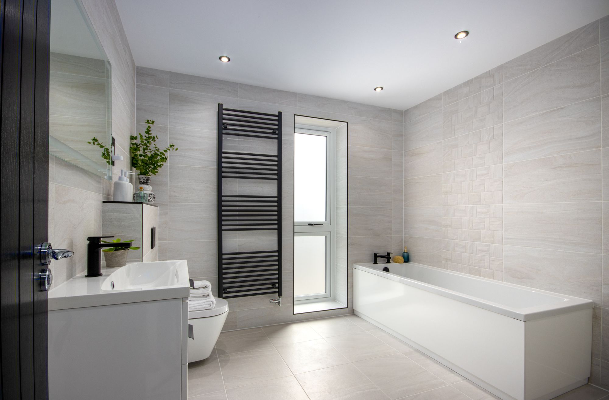 4 bed detached house for sale in Brickyard Lane, Drakes Broughton, WR10 22