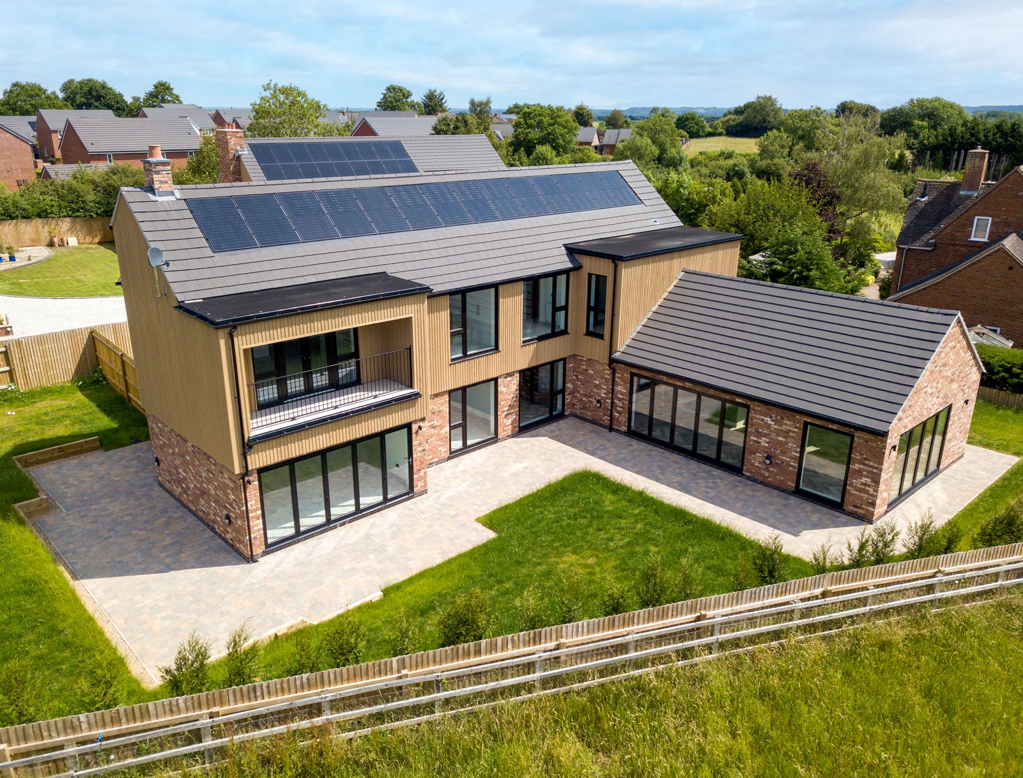 4 bed detached house for sale in Brickyard Lane, Pershore, WR10 1