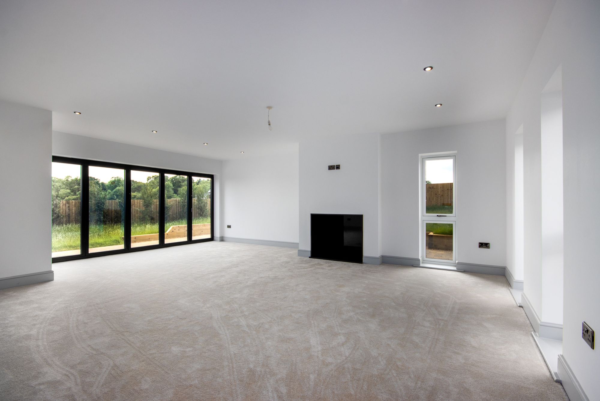 4 bed detached house for sale in Brickyard Lane, Pershore, WR10 12