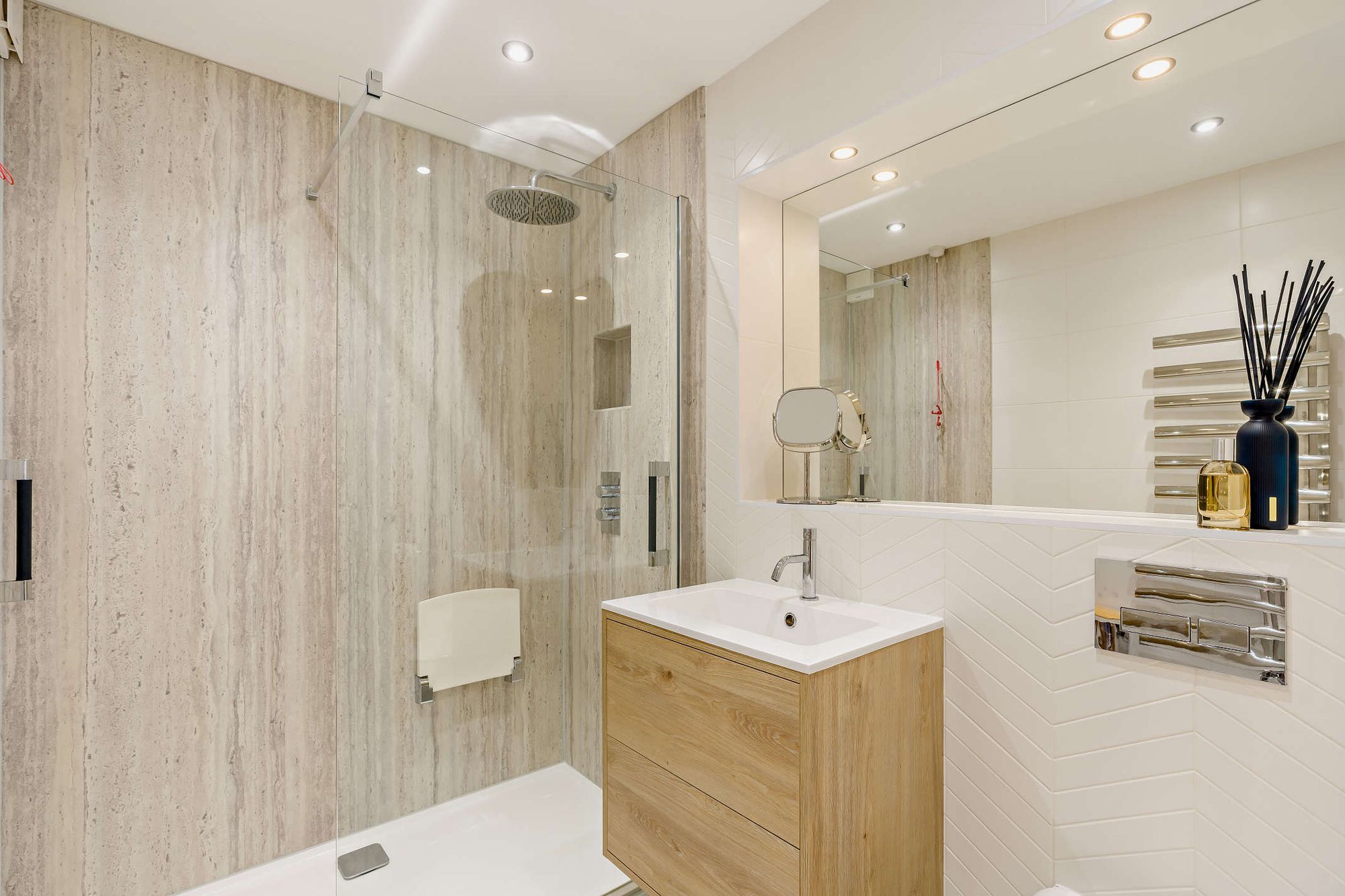 2 bed flat for sale in Woodfield, Belbroughton, DY9 15