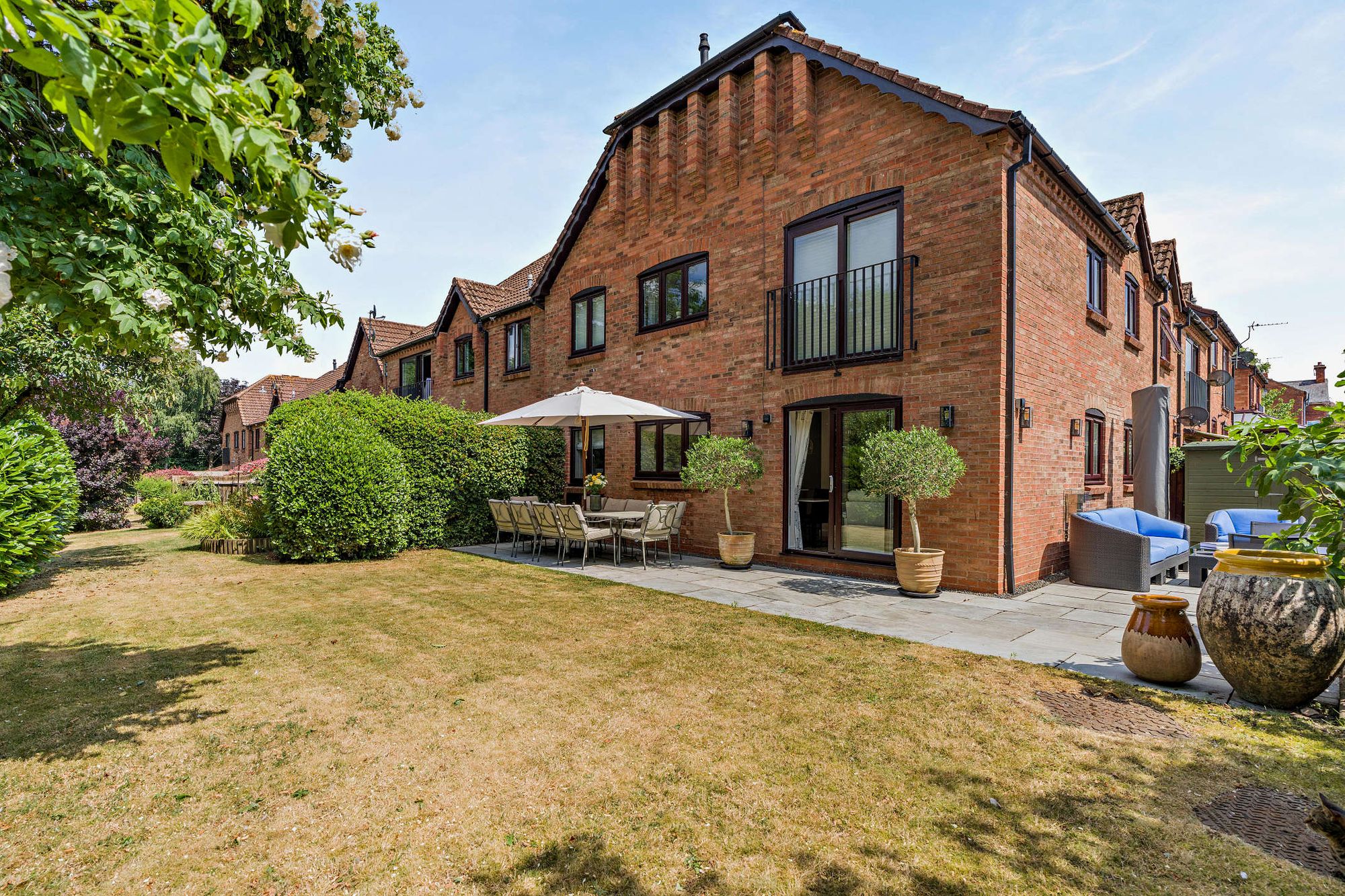 2 bed flat for sale in Woodfield, Belbroughton, DY9