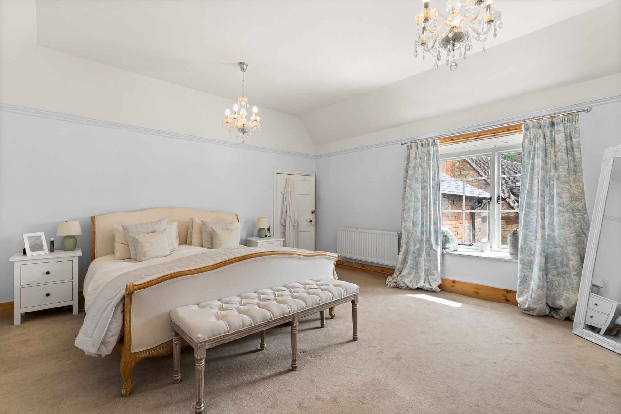 6 bed semi-detached house for sale in Bridge Street, Kineton, CV35  - Property Image 19