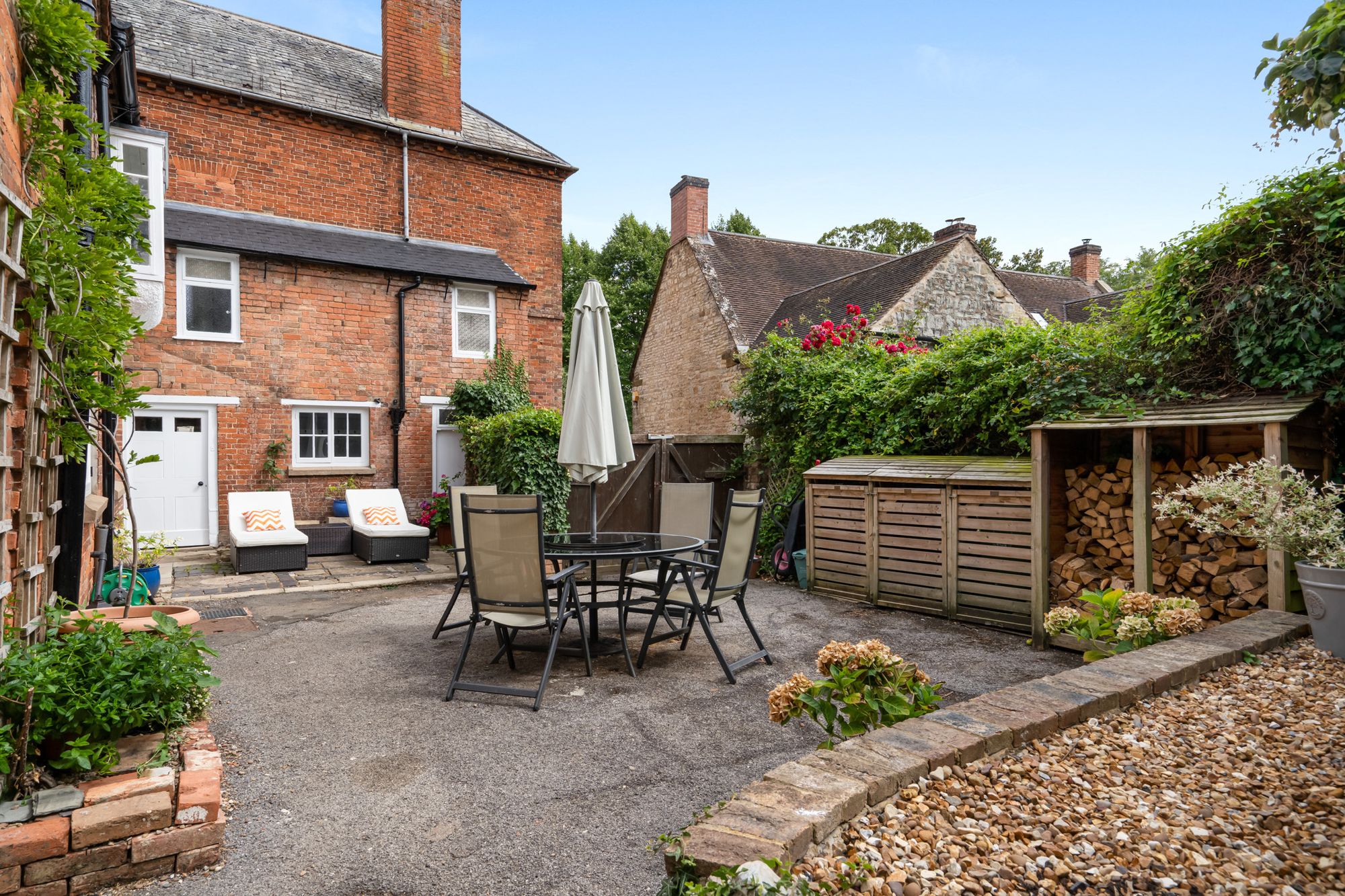 6 bed semi-detached house for sale in Bridge Street, Kineton, CV35 28