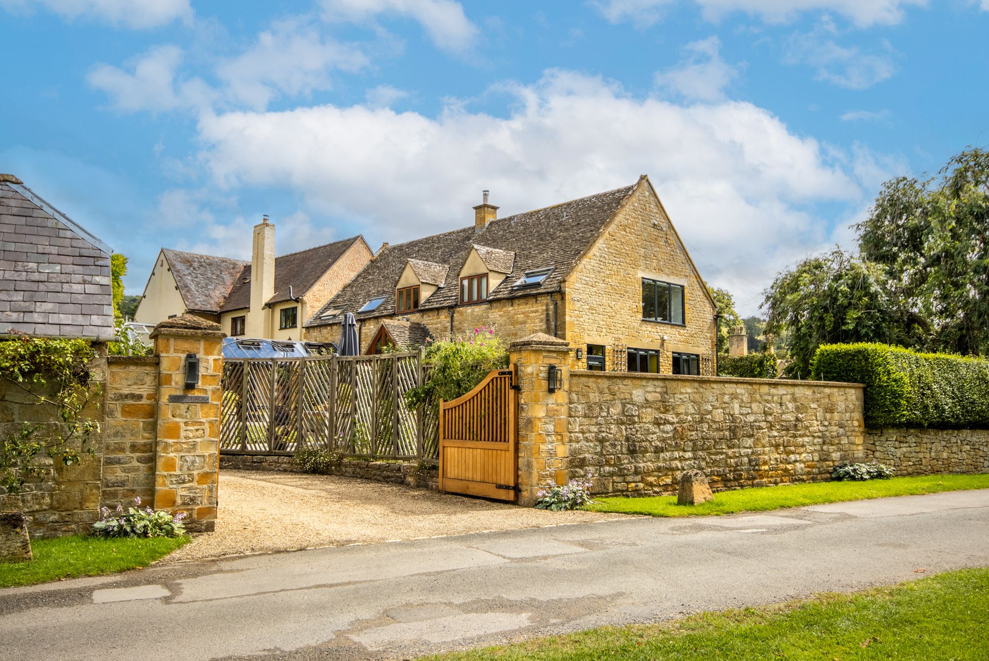 4 bed barn conversion for sale in Bibsworth Lane, Broadway, WR12 - Property Image 1