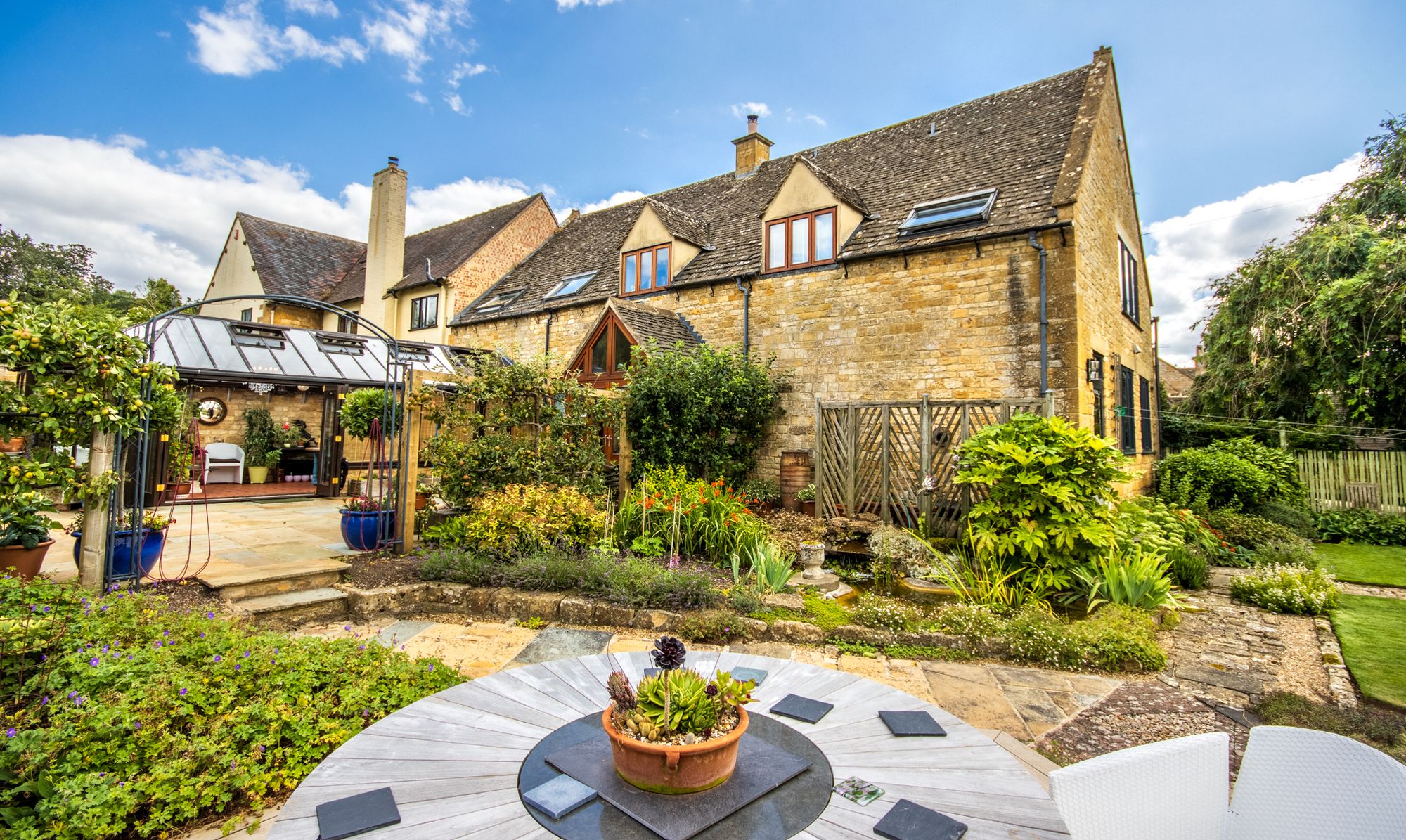 4 bed barn conversion for sale in Bibsworth Lane, Broadway, WR12 25