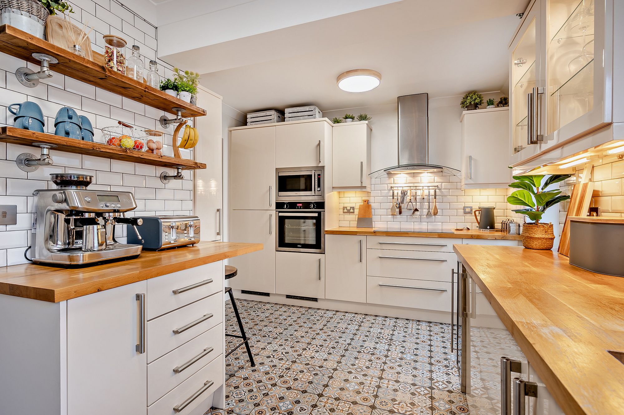 3 bed semi-detached house for sale in Manor Abbey Road, Halesowen, B62  - Property Image 11