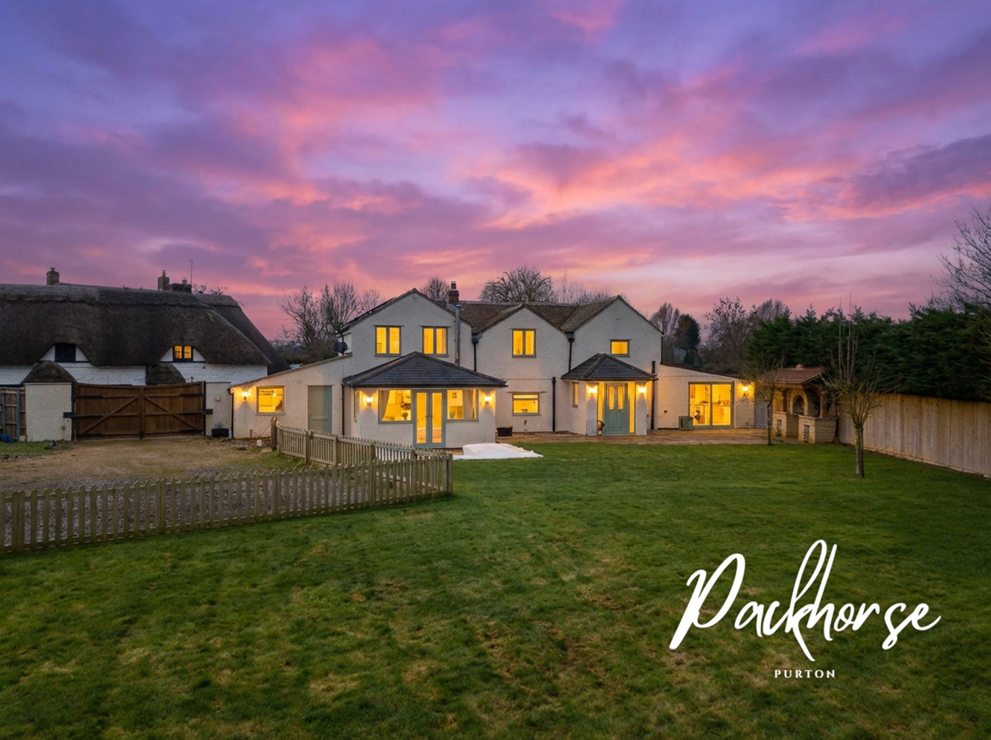 4 bed detached house for sale in Packhorse, Purton, SN5  - Property Image 1