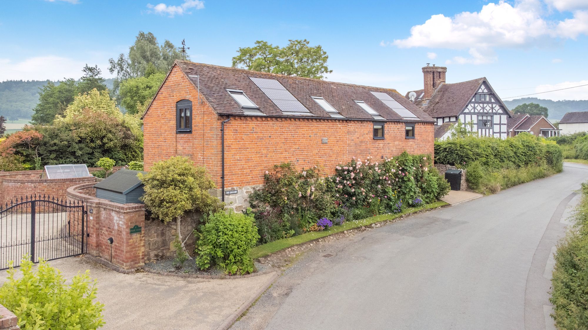 3 bed house for sale in Hughley, Shrewsbury, SY5 10