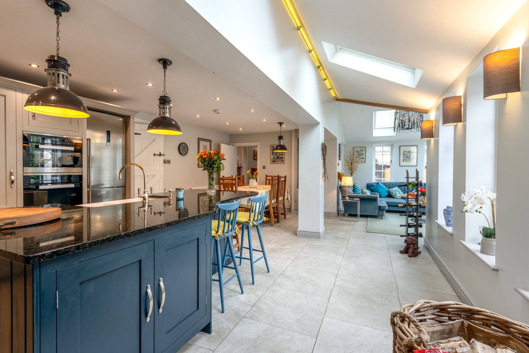 6 bed detached house for sale in Fish House Lane, Stoke Prior, B60 4