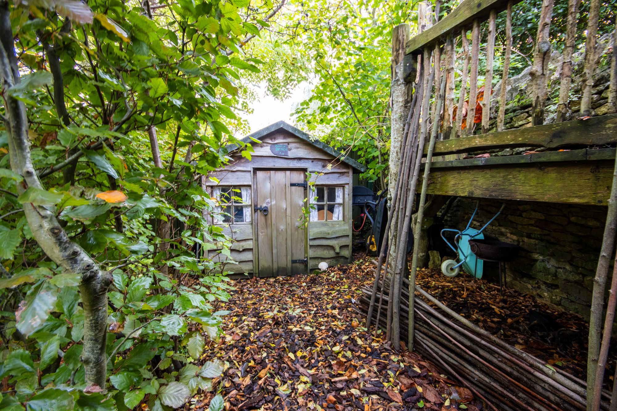 5 bed detached house for sale in Enstone Road, Little Tew, OX7  - Property Image 32