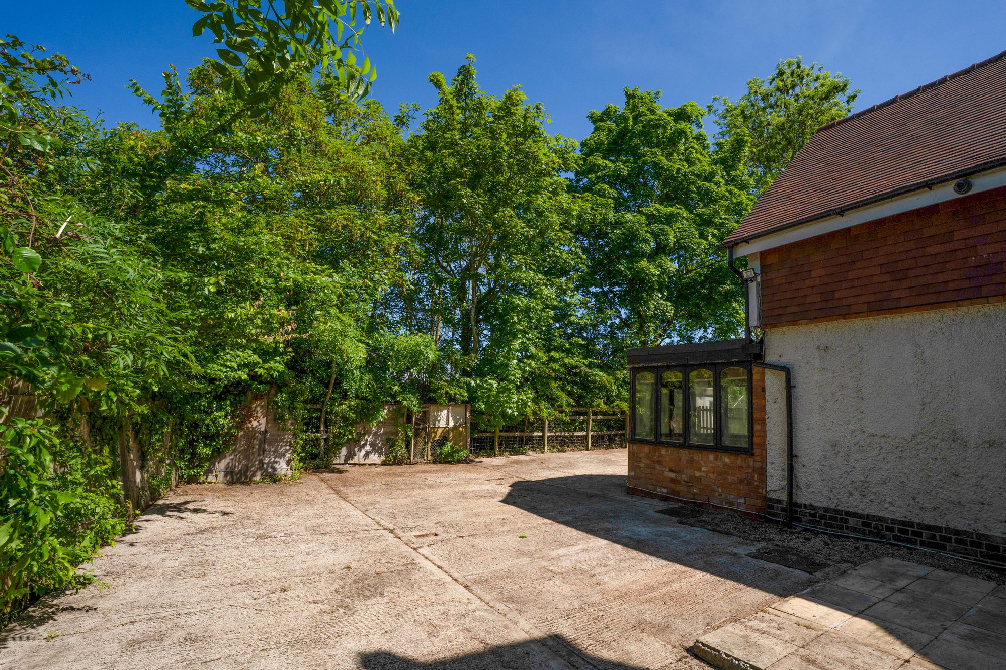 5 bed village house for sale in Honington, Shipston-On-Stour, CV36 28