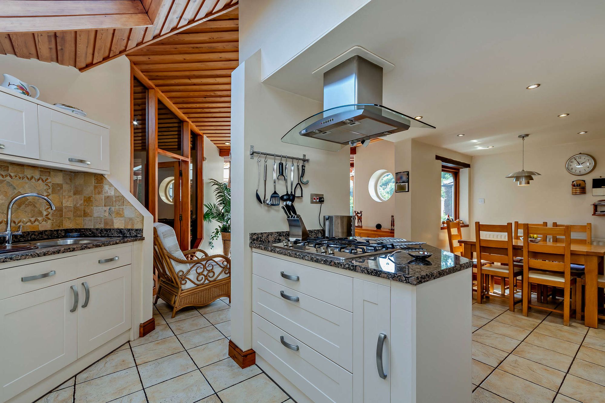 4 bed detached house for sale in Windsor Holloway, Kinver, DY7  - Property Image 11