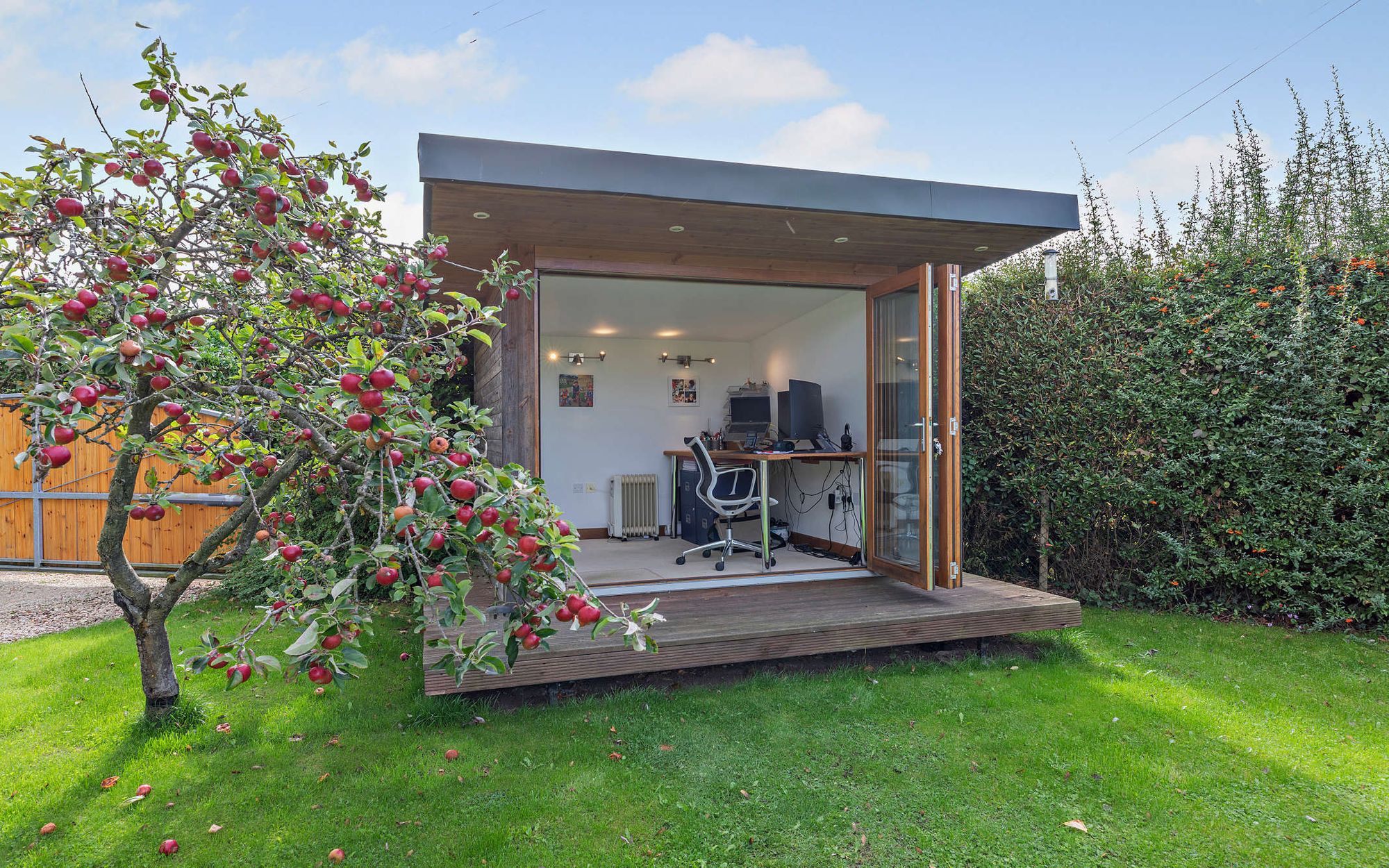 4 bed for sale in Cedarwood, Garmston  - Property Image 4