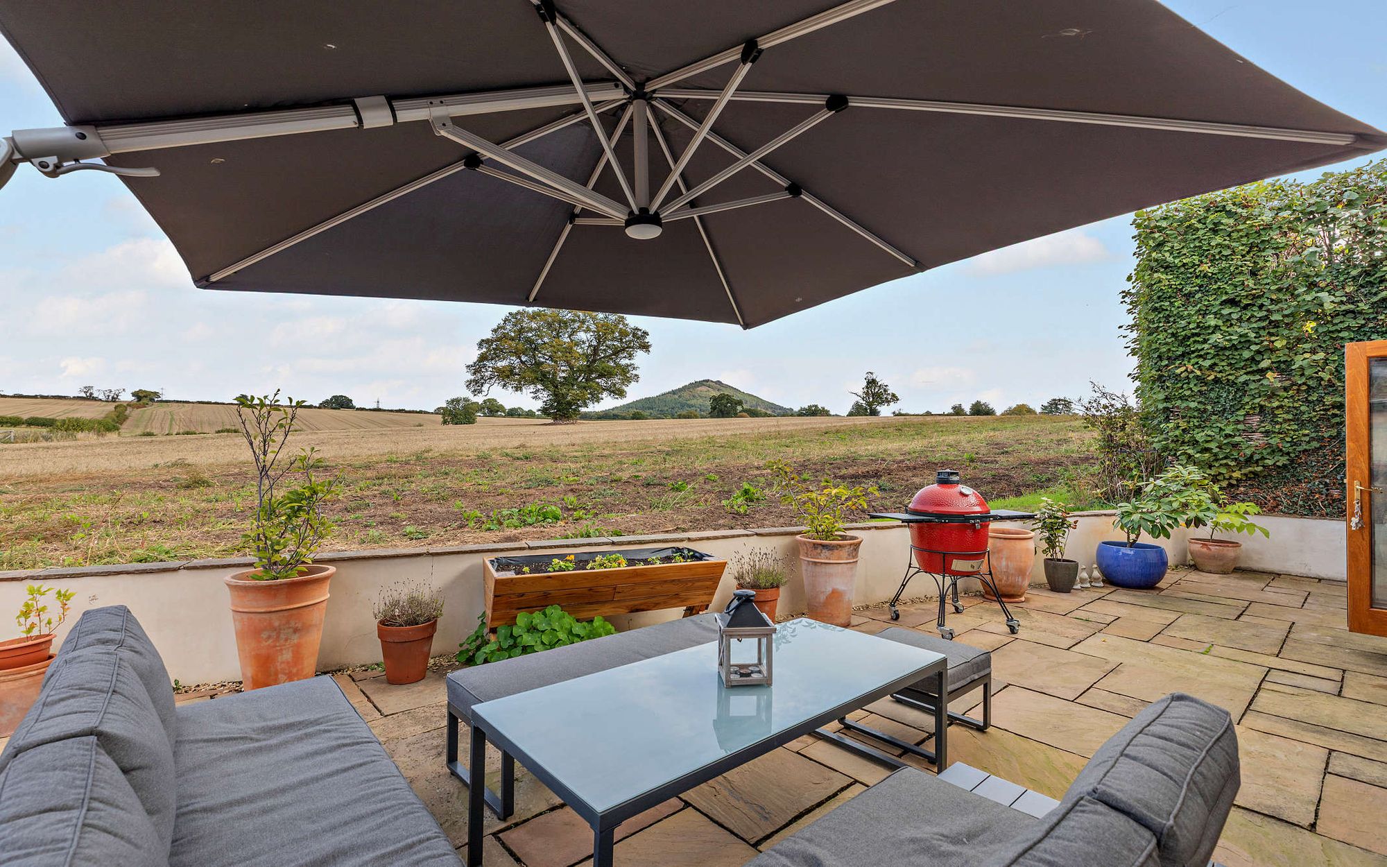 4 bed for sale in Cedarwood, Garmston  - Property Image 3
