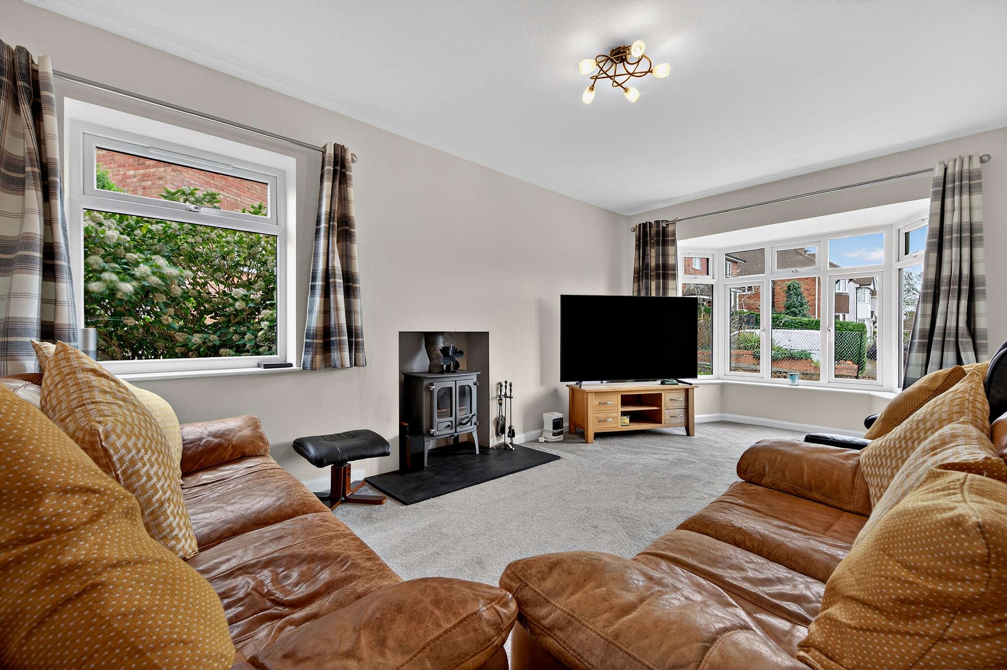 3 bed detached house for sale in Amery Close, Worcester, WR5  - Property Image 3