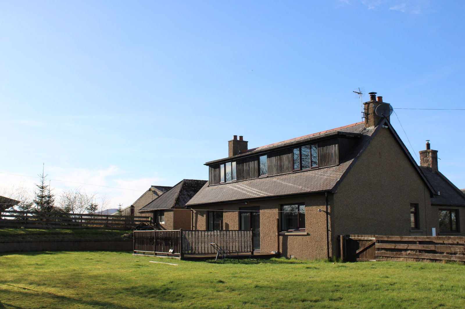 3 bed detached house to rent, Insch - Property Image 1