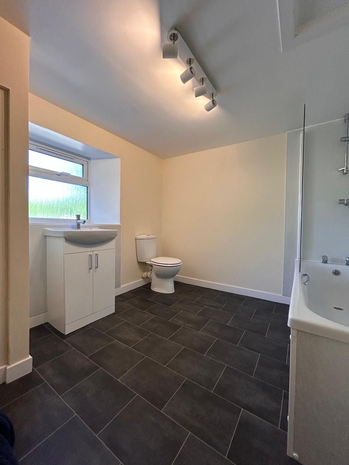 5 bed detached house to rent, Ellon  - Property Image 9