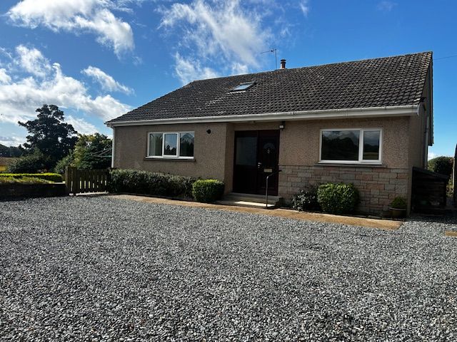 5 bed detached house to rent in Whiteley, Inverurie  - Property Image 2