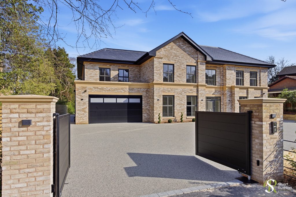 6 Bed Detached House To Rent In Gorsey Lane, Altrincham