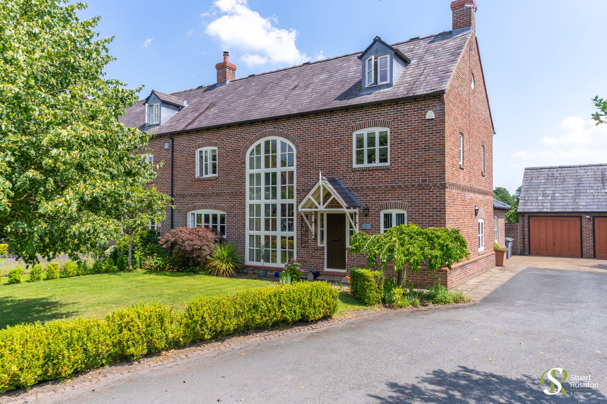 4 Bed Semi-Detached House For Sale In Swettenham, The Courtyard, CW12
