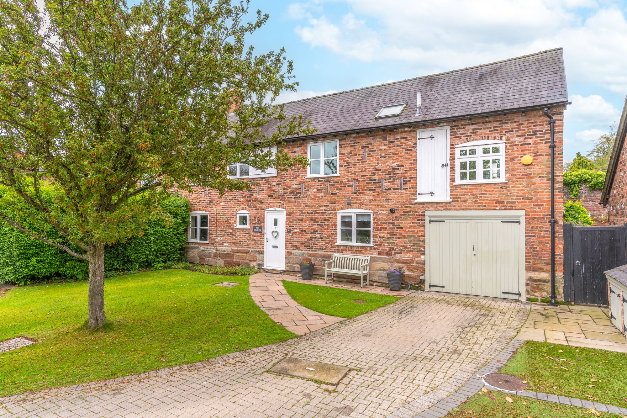 5 Bed Barn Conversion For Sale In West Hall Court, High Legh, WA16