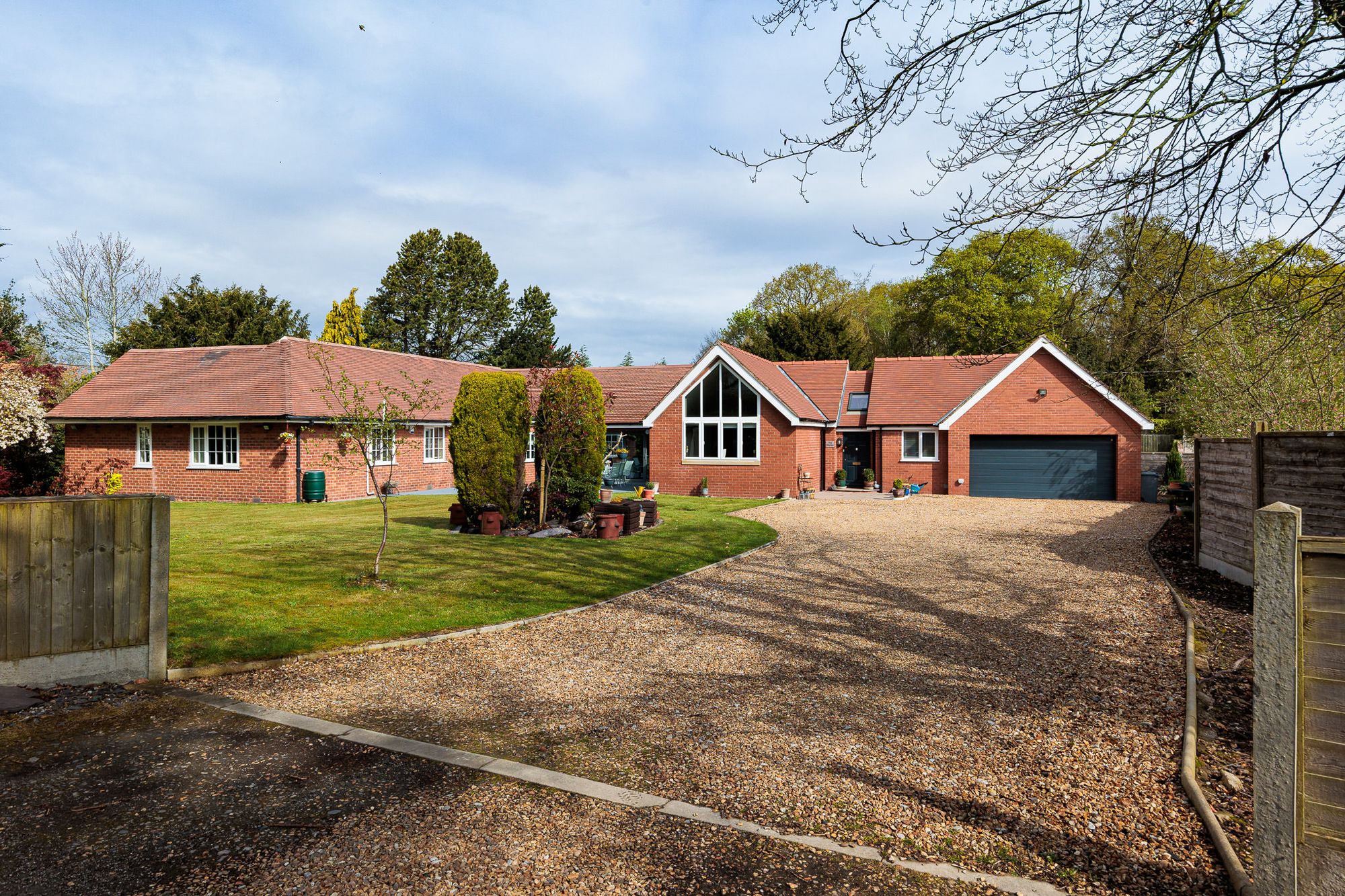 4 Bed Detached Bungalow For Sale In Holmes Chapel Road, Over Peover, WA16