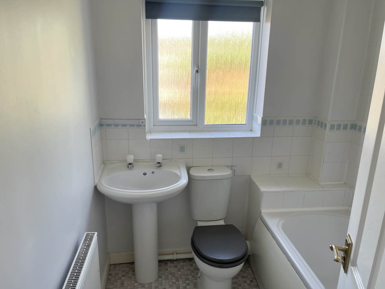 2 bed end of terrace house to rent in Heol Ysgawen, Llanharry  - Property Image 6