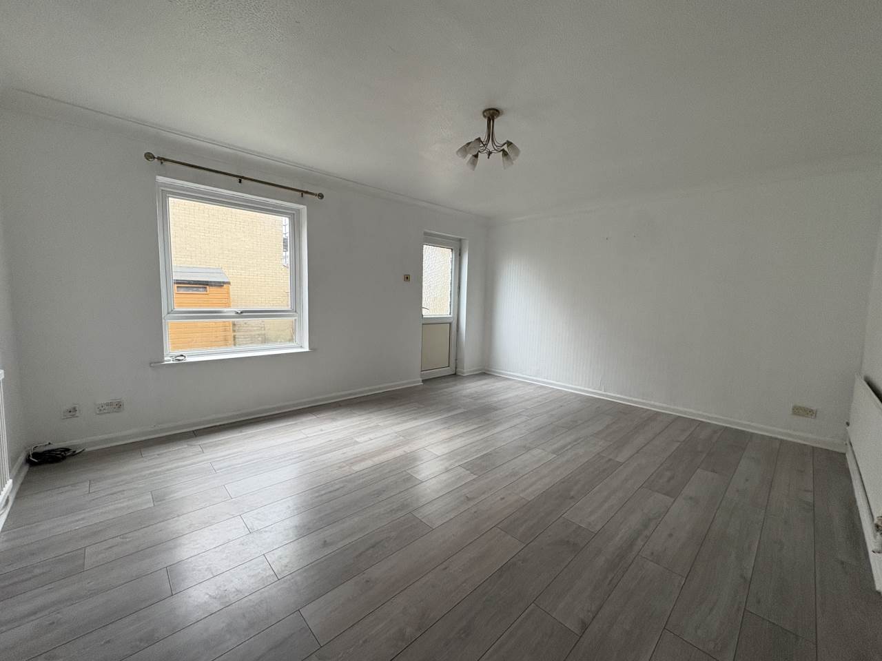 2 bed terraced house to rent in Llys Gwyn, Bridgend 2