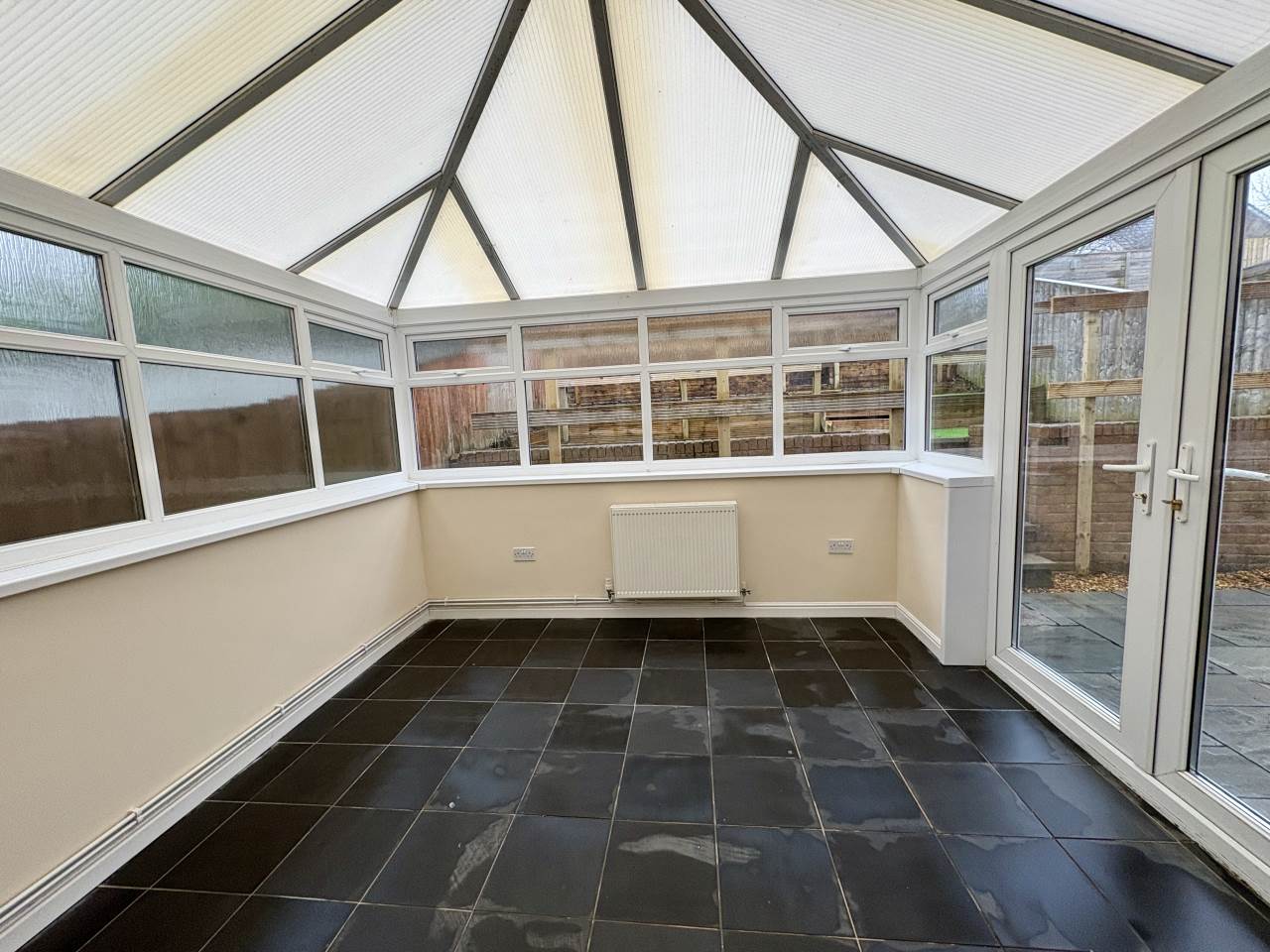 2 bed semi-detached house to rent in Llys Pentre, Broadlands  - Property Image 4