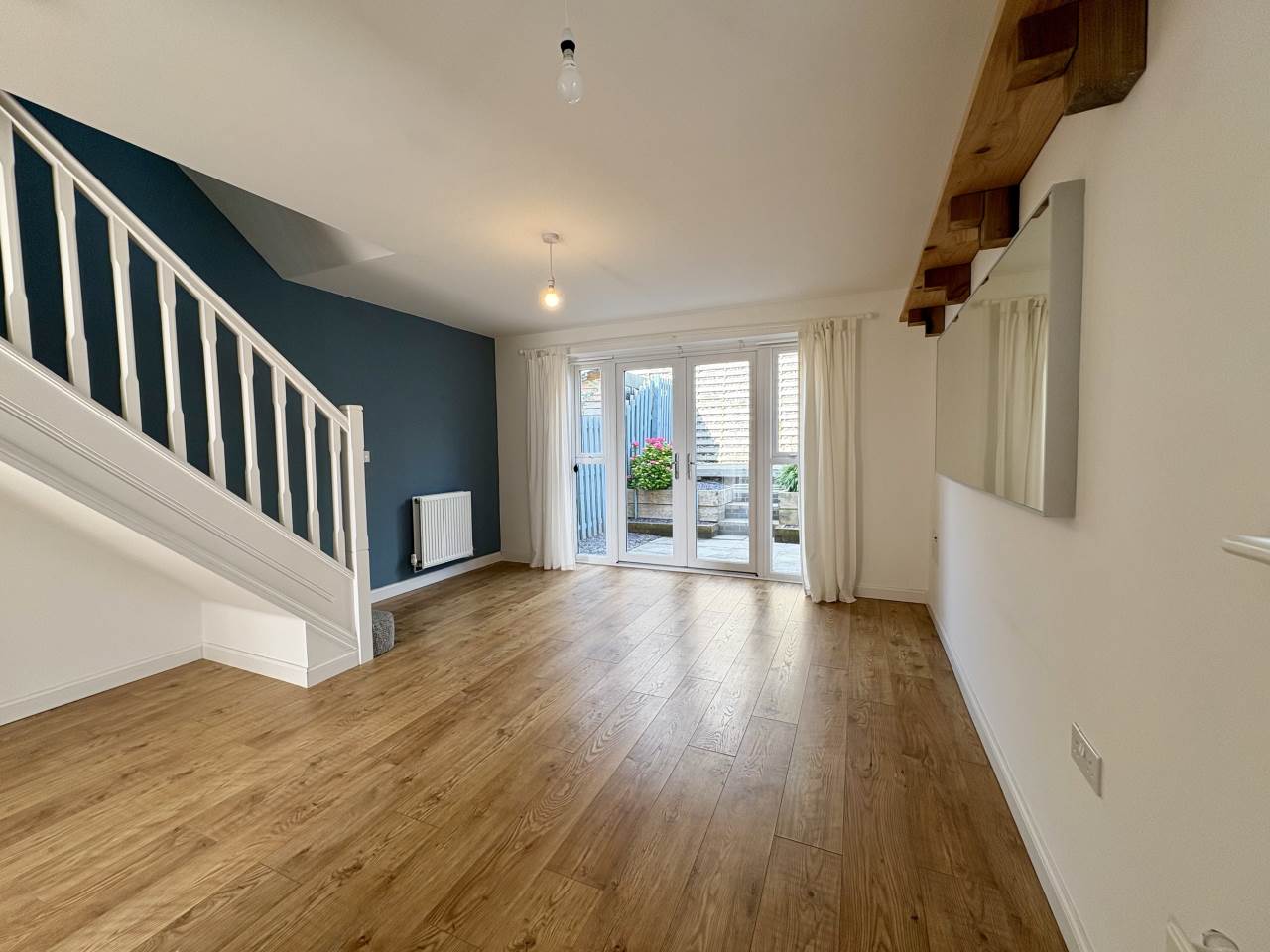 2 bed semi-detached house to rent in Crompton Way, Ogmore-By-Sea  - Property Image 3