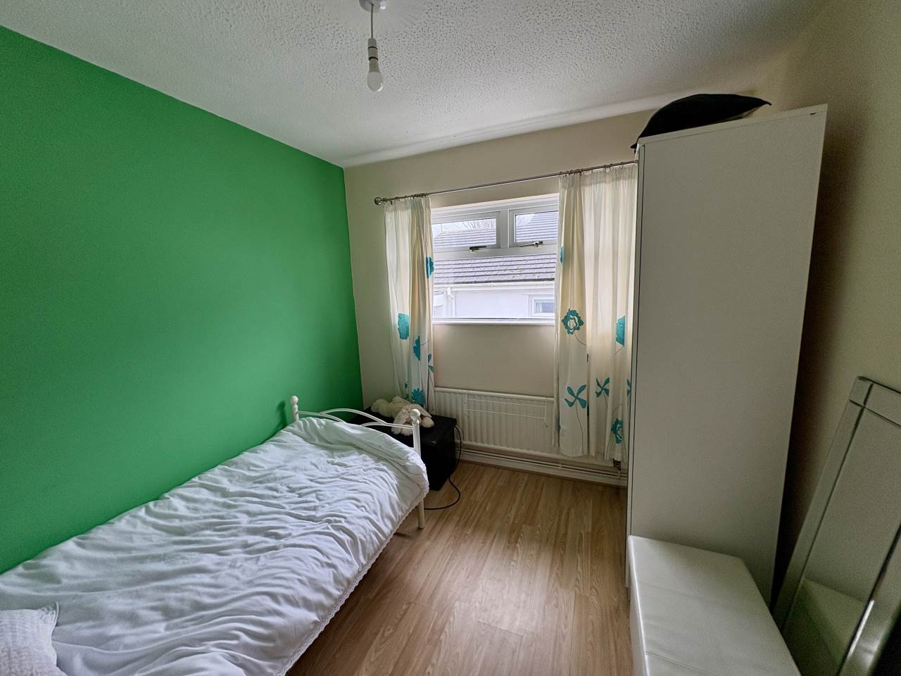 3 bed bungalow to rent in Castle View 5