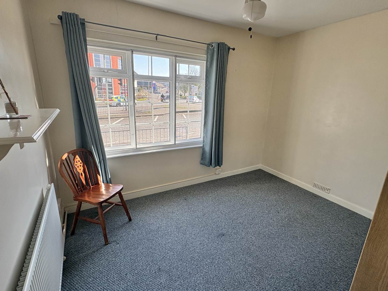 2 bed ground floor flat to rent in Tondu Road, Bridgend 4