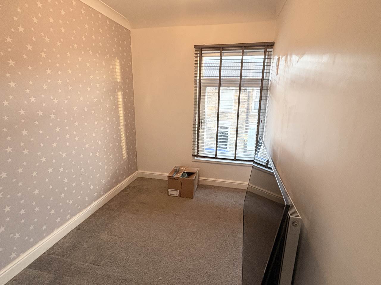 4 bed terraced house to rent in Wigan Terrace, Bryncethin 8
